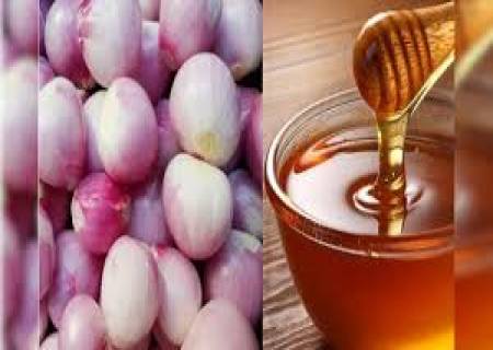 இரத்தத்தில் கலந்துள்ள கெட்ட கொழுப்புகளை வெளியேற்ற தேனில் ஊற வைத்த சின்ன வெங்காயம்.