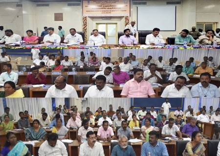 மாவட்ட வளர்ச்சி ஒருங்கிணைப்பு மற்றும் கண்காணிப்புக்குழுக் கூட்டம் 2025-2026 மாவட்ட வளர்ச்சி ஒருங்கிணைப்பு மற்றும் கண்காணிப்புக் குழுத் தலைவர்/விருதுநகர் பாராளுமன்ற உறுப்பினர் திரு.ப.மாணிக்கம்தாகூர் அவர்கள் தலைமையில் நடைபெற்றது.