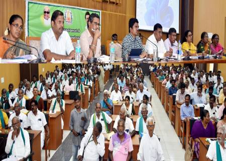 மாவட்ட ஆட்சித்தலைவர்   அவர்களின் தலைமையில் விவசாயிகள் குறைதீர் கூட்டம் நடைபெற்றது.