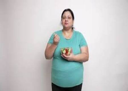 பிரசவத்திற்கு முன் தாய்க்கு உள்ள உடல் பருமன்.