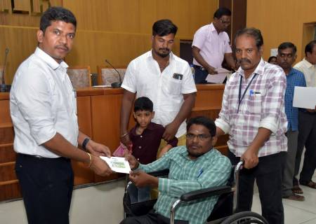 மக்கள் குறைதீர்க்கும் நாள் கூட்டம்.