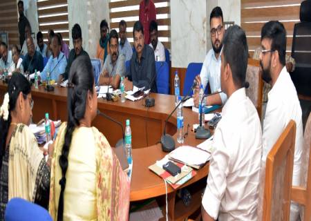 வாக்காளர் சிறப்பு தீவிர திருத்தம் - 2026 பணிகளில் இறுதி வாக்காளர் பட்டியல் வெளியீட்டு பணிகள் தொடர்பாக வாக்காளர் பதிவு அலுவலர்கள் மற்றும் உதவி வாக்காளர் பதிவு அலுவலர்களுடன் ஆய்வுக் கூட்டம் நடைபெற்றது.