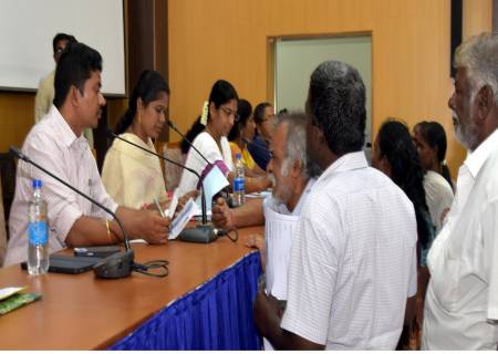 மக்கள் குறைதீர்க்கும் நாள் கூட்டம் மாவட்ட ஆட்சியர் அவர்கள் தலைமையில் நடைபெற்றது.