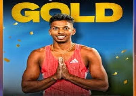 தமிழகத்தின் ரீகன் தேசிய போல் வால்ட் போட்டியில், தேசிய சாதனை படைத்து, தங்கம் வென்றார்.