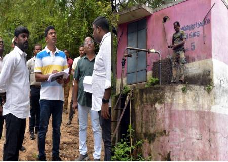 திருவில்லிபுத்தூர் நகராட்சியில் பல்வேறு உள்கட்டமைப்பு மற்றும் குடிநீர்த் திட்டப் பணிகள் ,திருவில்லிபுத்தூர் சட்டமன்ற உறுப்பினர் அவர்கள் முன்னிலையில், மாவட்ட ஆட்சியர் நேரில் கள ஆய்வு.