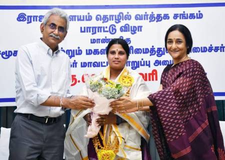 ராஜபாளையம் தொழிலாளர் சங்கம் சார்பில், சமூக நலத்துறை அமைச்சர் ஜெகதீஸ்வரிக்கு பாராட்டு விழா