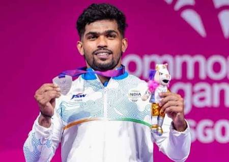 காமன்வெல்த் விளையாட்டு: தமிழக வீரர் ராஜா முத்துப்பாண்டி  வெள்ளிப்பதக்கம் வென்றார். 