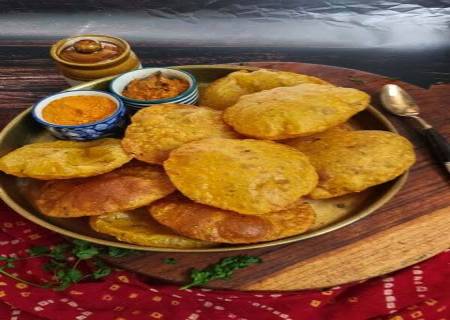 மசாலா பூரி (Masala Poori).