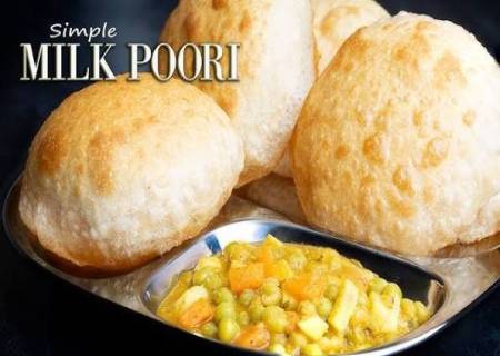 பால் பூரி (Paal Poori).