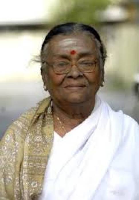 ஜமீன் போல வாழ்ந்த எஸ்.என்.லட்சுமி