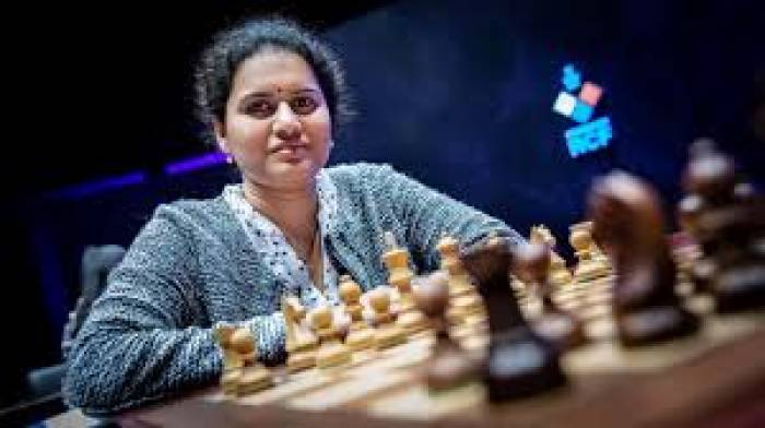 மொனாகோவில்  பெண்களுக்கான கிராண்ட் பிரிக்ஸ் செஸ் தொடரில் இந்தியாவின் கொனேரு ஹம்பி, வெற்றி