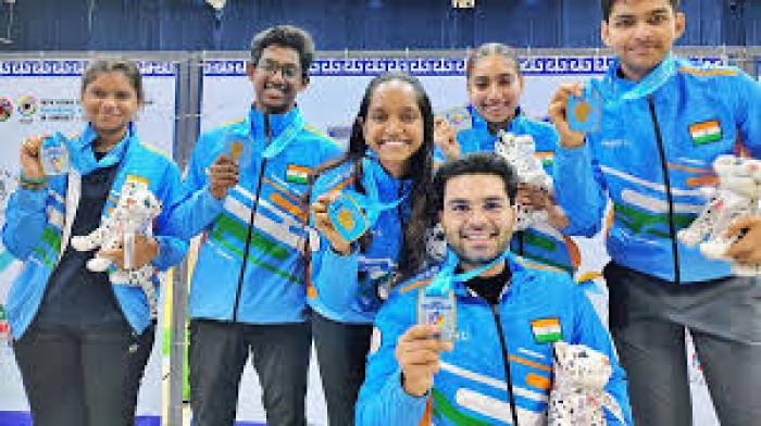 ஆசிய துப்பாக்கி சுடுதல் சாம்பியன்ஷிப் 16வது சீசன் இந்தியா 8 பதக்கங்கள் வென்றது.