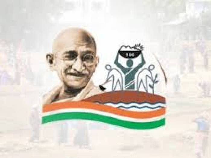 மகாத்மா காந்தி தேசிய ஊரக வேலை உறுதித் திட்ட தொழிலாளர்கள் மாவட்ட குறைதீர்ப்பு அலுவலர் அவர்களை தொடர்பு கொண்டு தங்களது புகார்களை தெரிவிக்கலாம்.