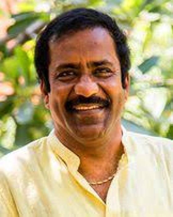 மிக அதிகம் படித்த நடிகர் சார்லி.
