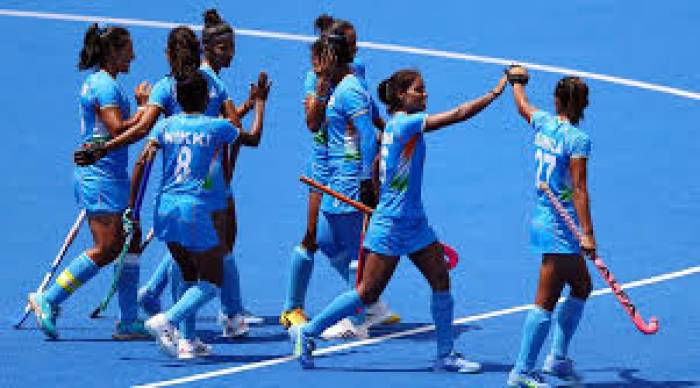 சர்வதேச ஹாக்கி கூட்டமைப்பு சார்பில் பெண்களுக்கான உலக கோப்பை தொடர்,